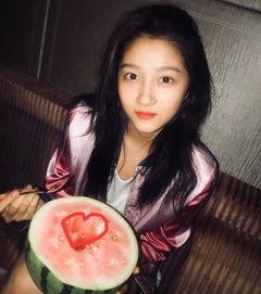 吃瓜网友小雯,揭秘娱乐圈那些不为人知的幕后故事